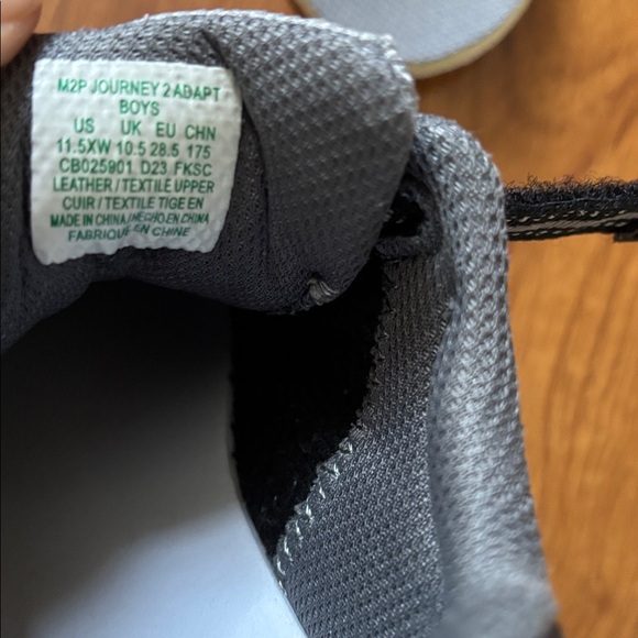 STRIDE RITE 11.5 XW ADAPTIVE SHOES - Picture 7 of 7